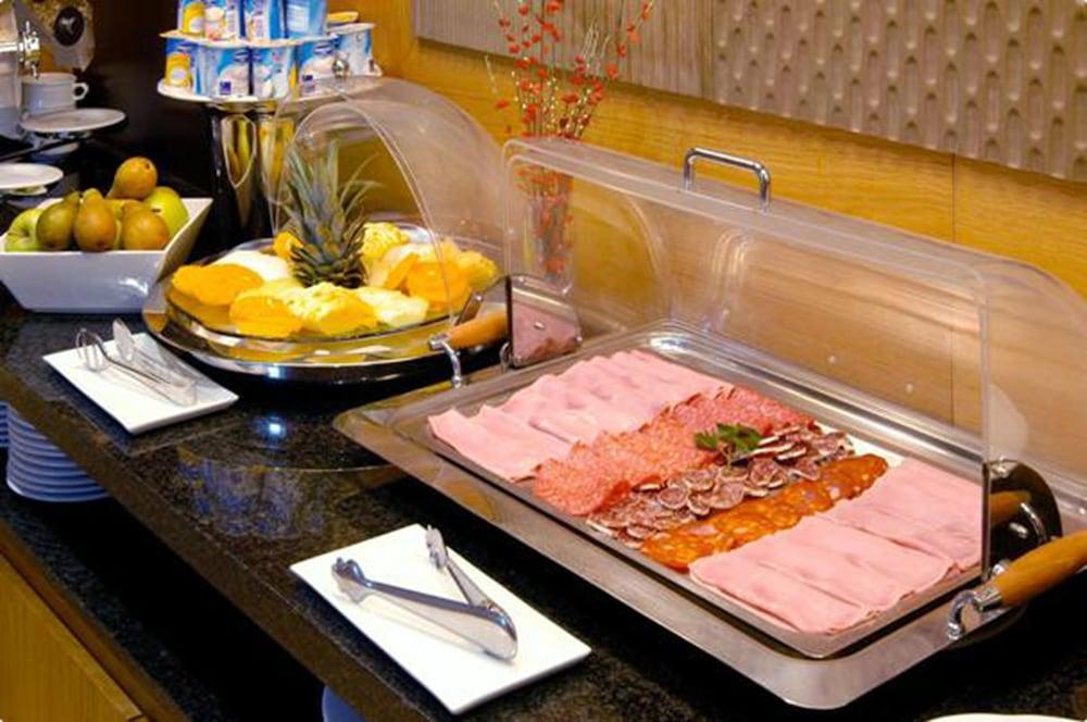 Evenia Rocafort Hotel