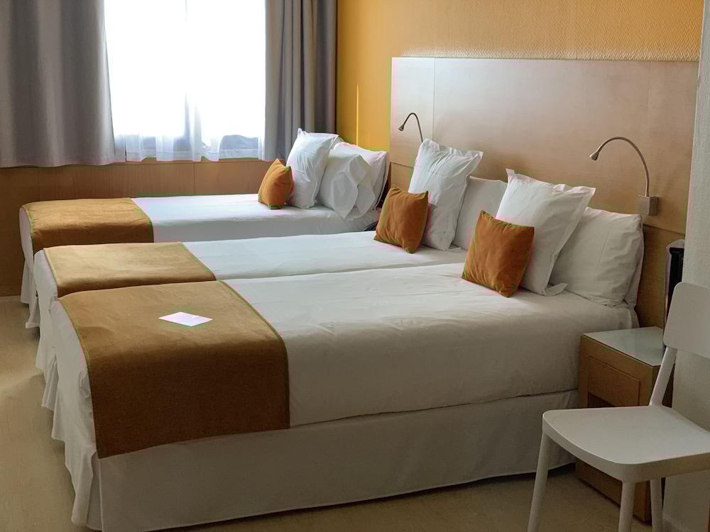 Hotel Chic&basic Reding 3*