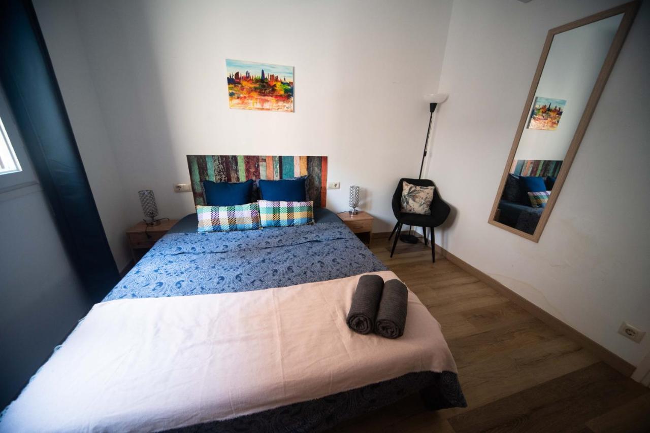 By Port Vell Rooms Hostal *