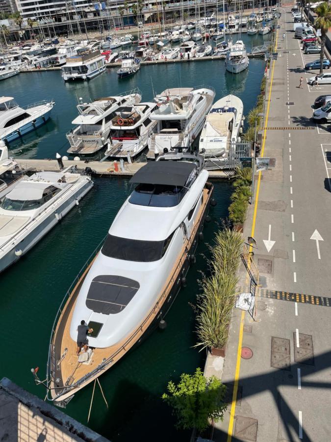 Motoryacht 21 Avec Equipage Barcelona