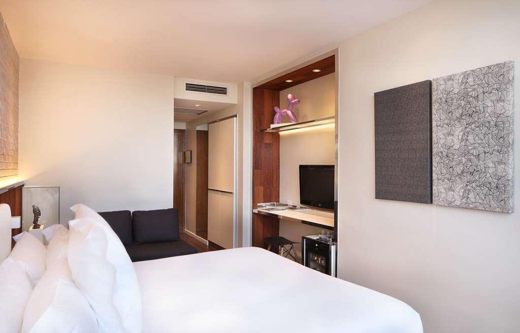 Balmes 4 *