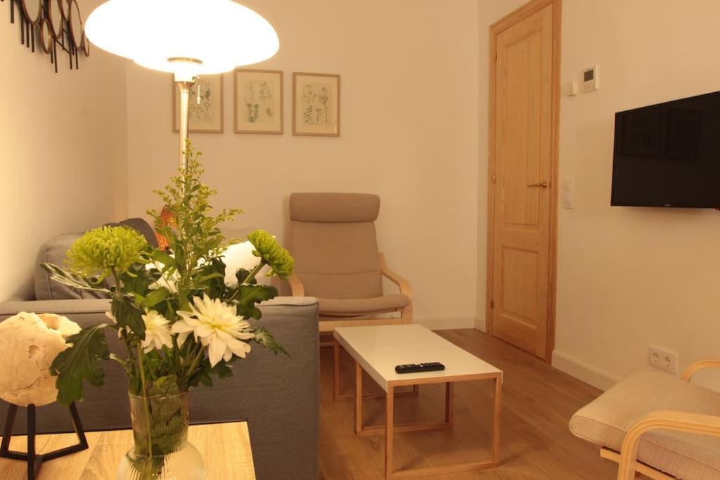 Comfortable Apartment. Very And Quiet. Apartamento Barcelona