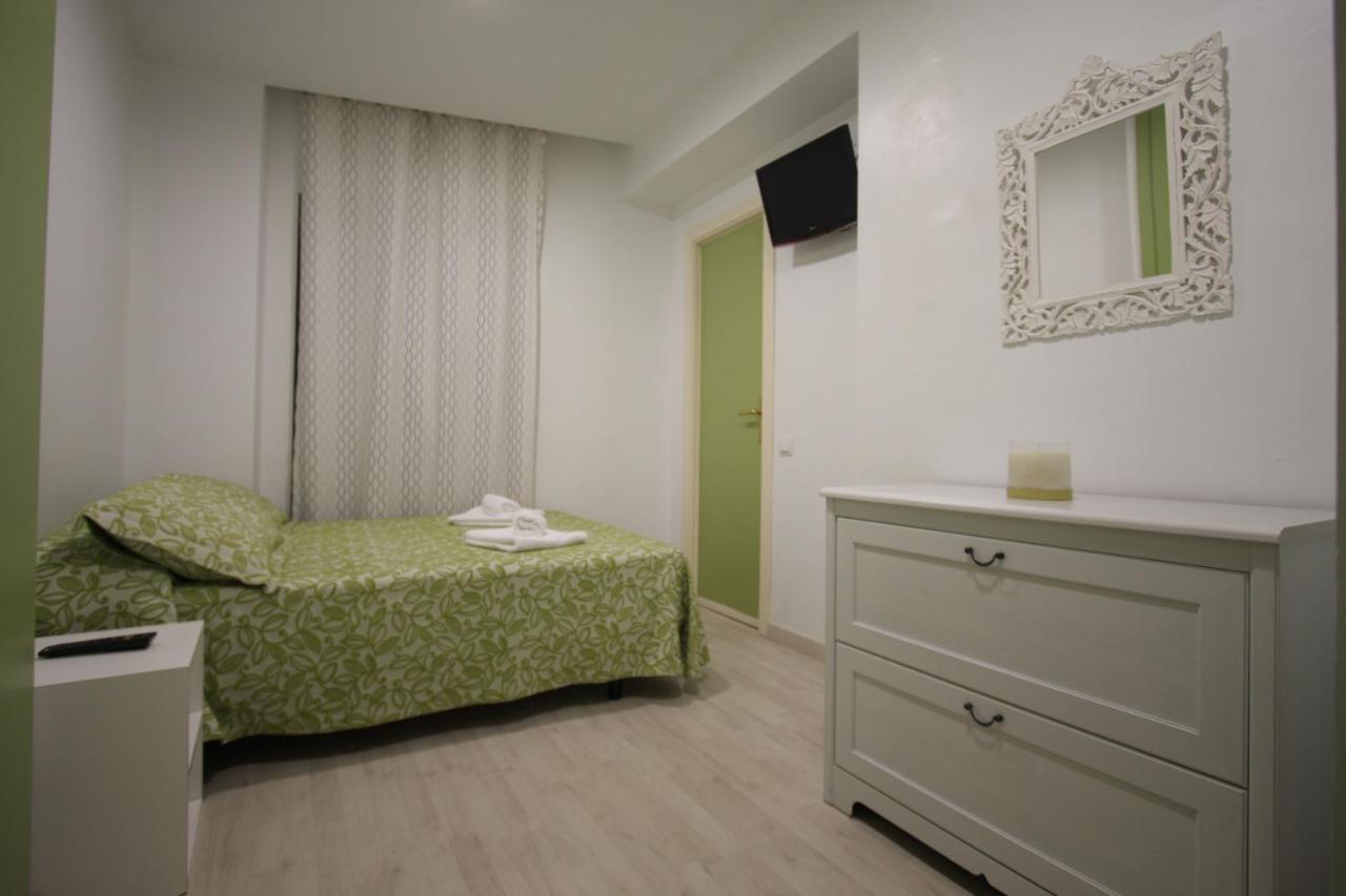 Residencia Universitaria Tagaste Apartamento