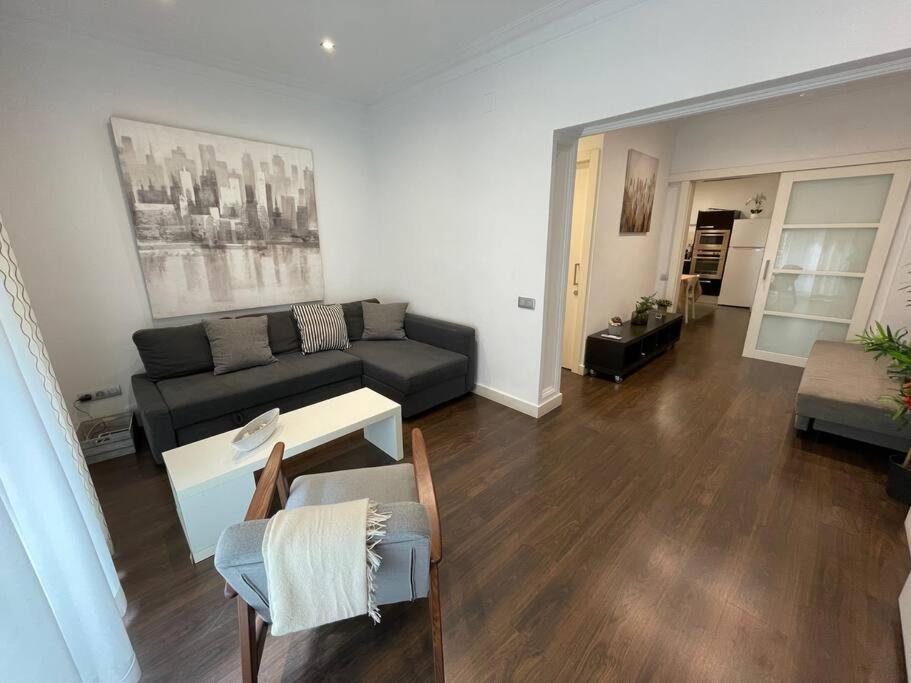 Apartamento Cozy And Barcelona