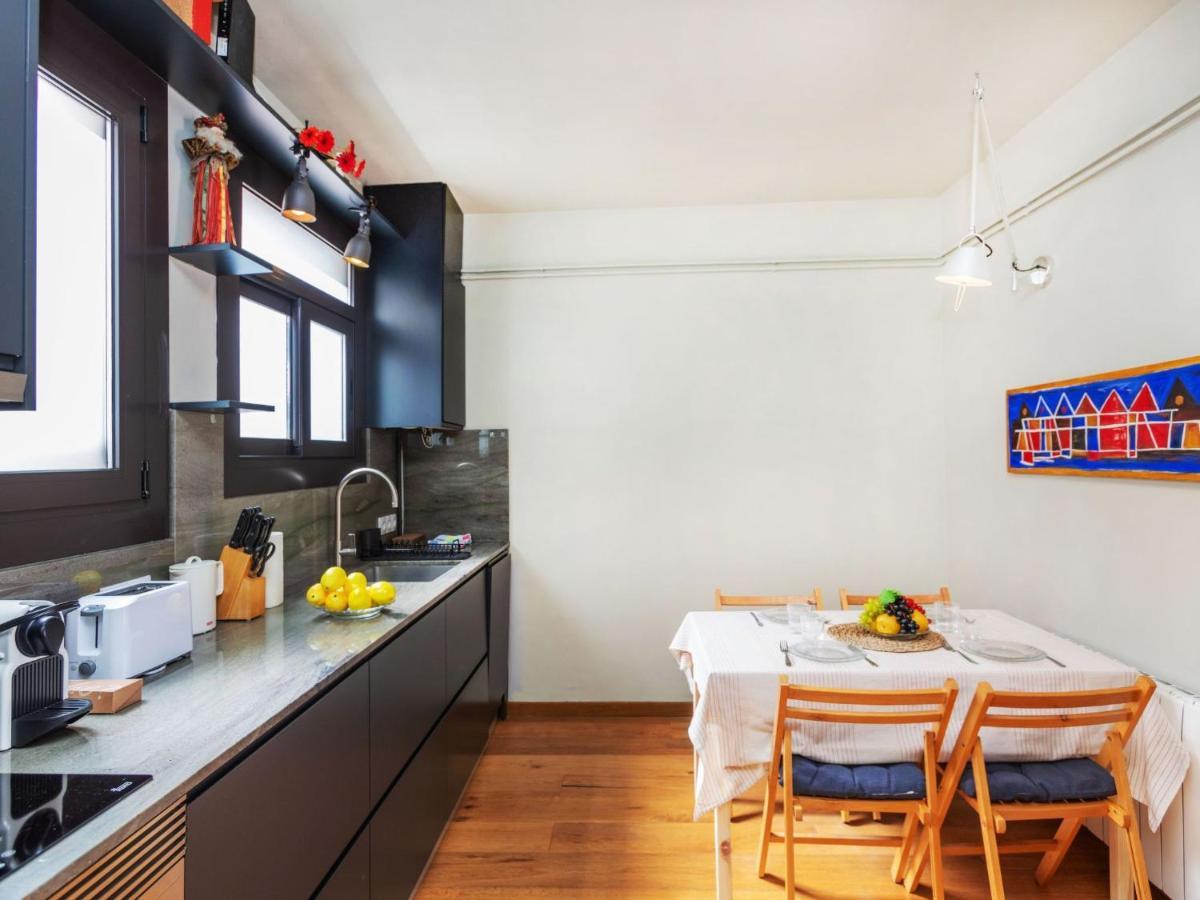 Gracia- Parc Gueell By Interhome Apartamento