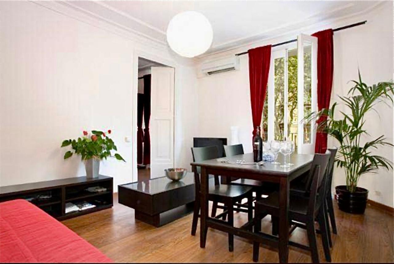 5-bed In The Heart Of The Barcelona
