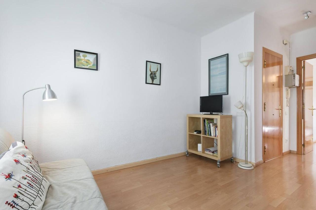 Aparteasy - Lightly, And Quiet Barcelona