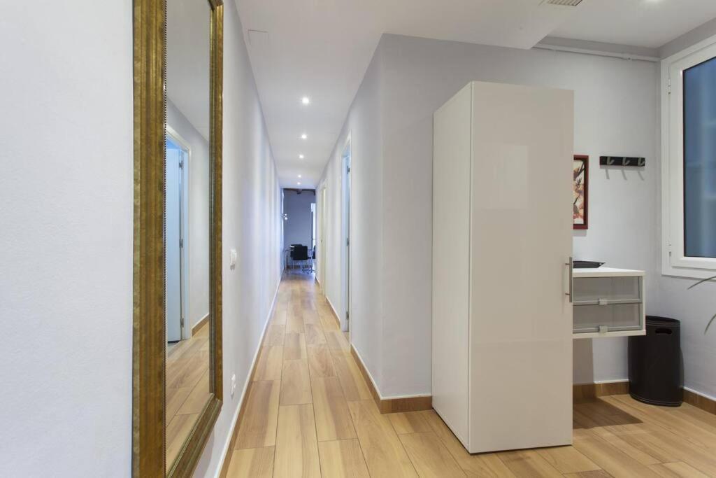 Bright & Spacious Family Flat In Apartamento