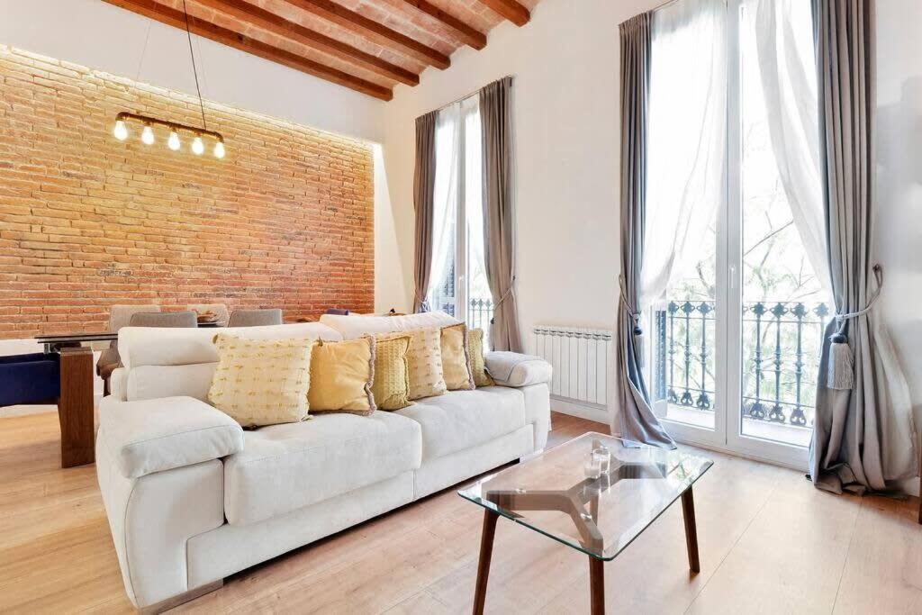 Arc De Triomf Luxury Modern 2-bedroom 2-bathroom Apartamento