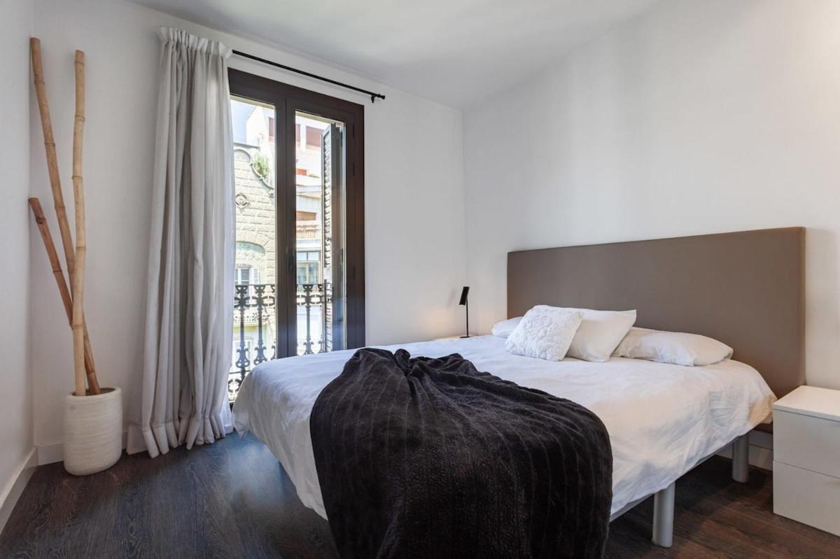 3-bedroom Penthouse With Terrace In Eixample Apartamento Barcelona