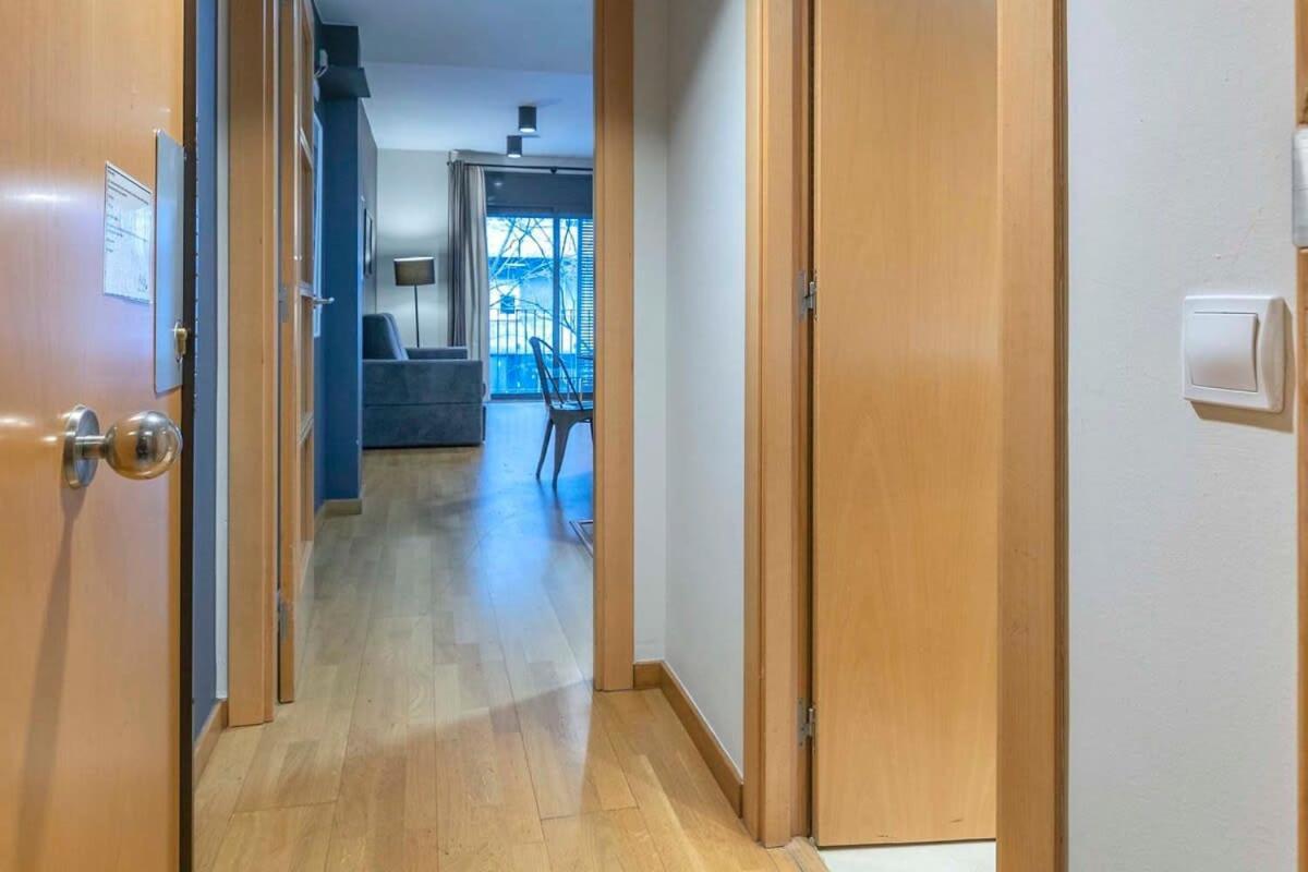 Modern And Bright In Eixample 1-3 Apartamento *