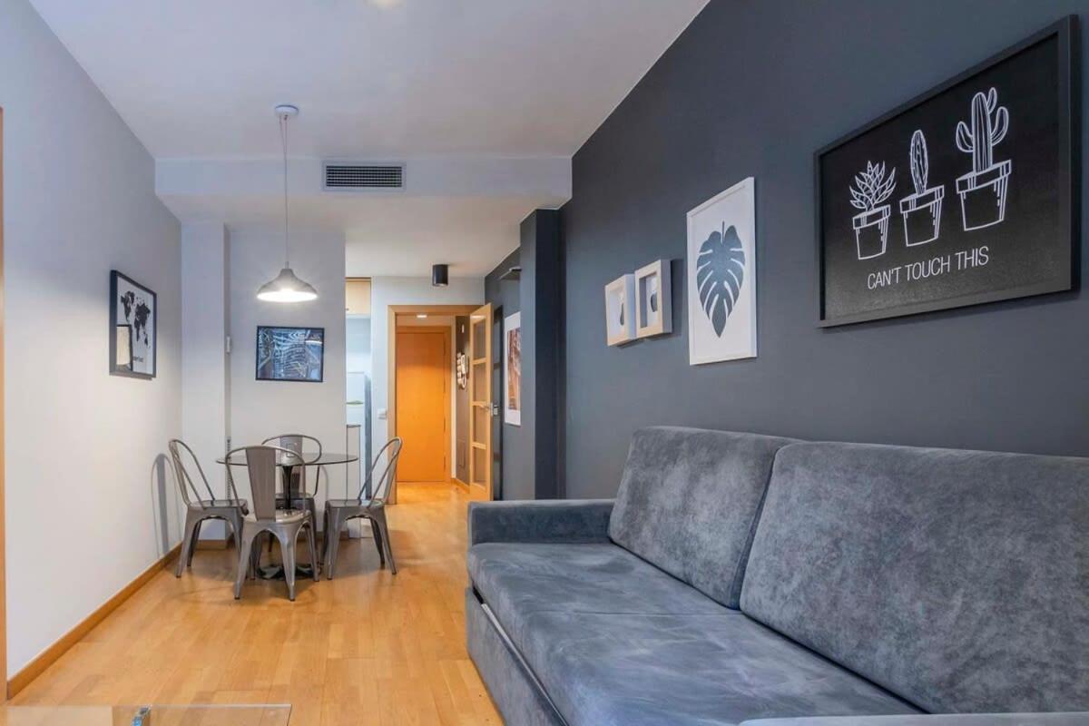 Modern And Bright In Eixample 1-3 *