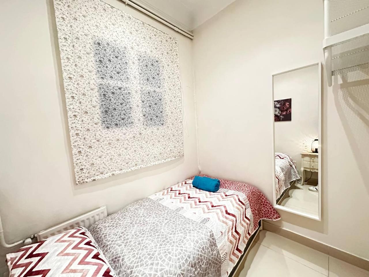 Gran Via Bed & Breakfast *