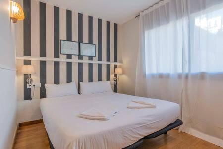 Apartment Bright And Modern Duplex With Terrace In Eixample District P2 *