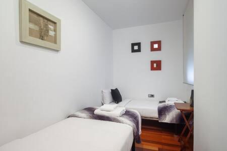 Wonderful 2-bd With Balcony Plaza Cataluna *