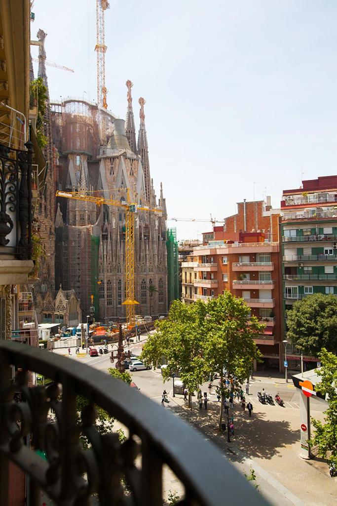 Gaudi Sagrada Familia * Barcelona
