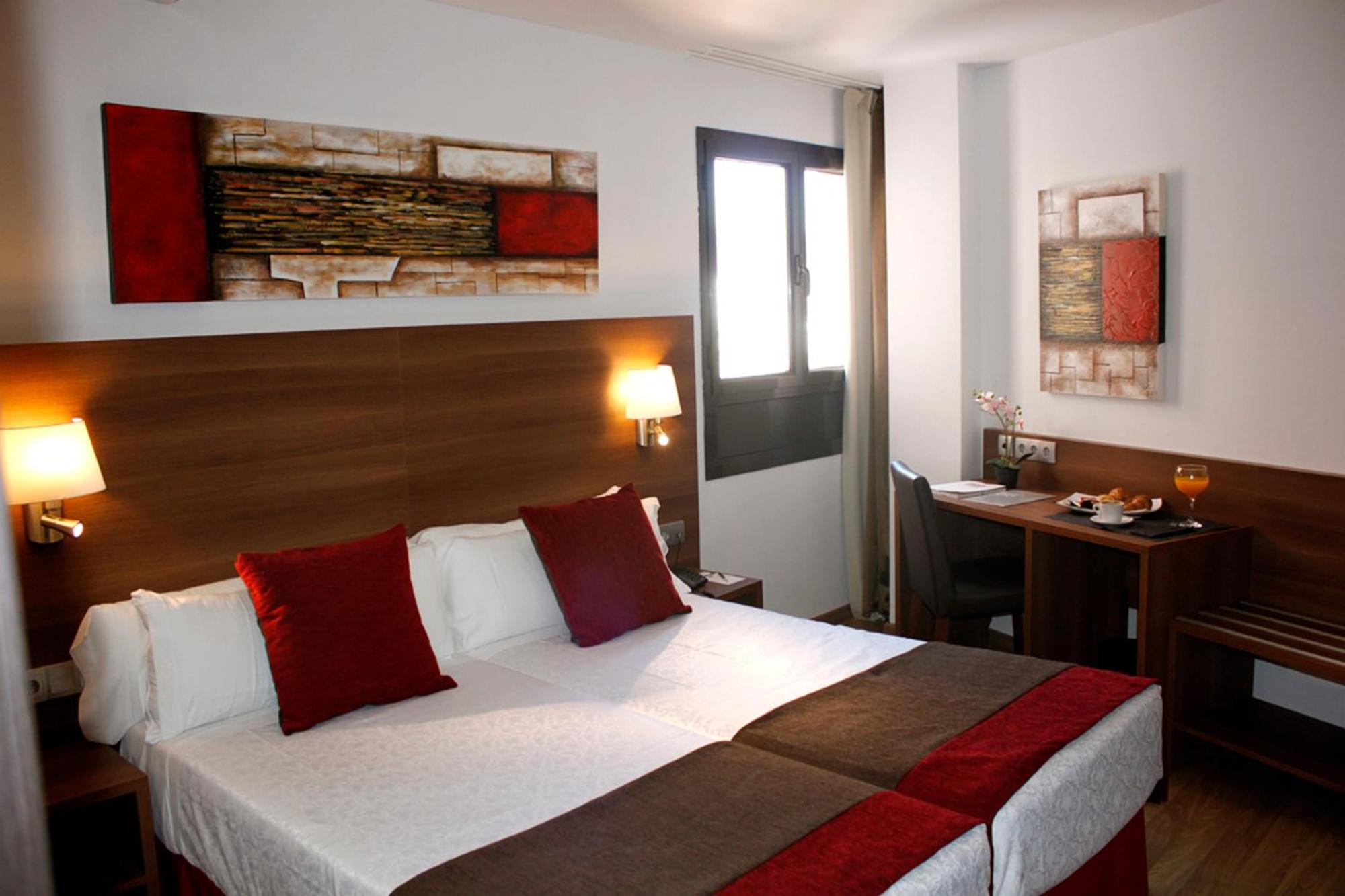 Auto Hogar Hotel