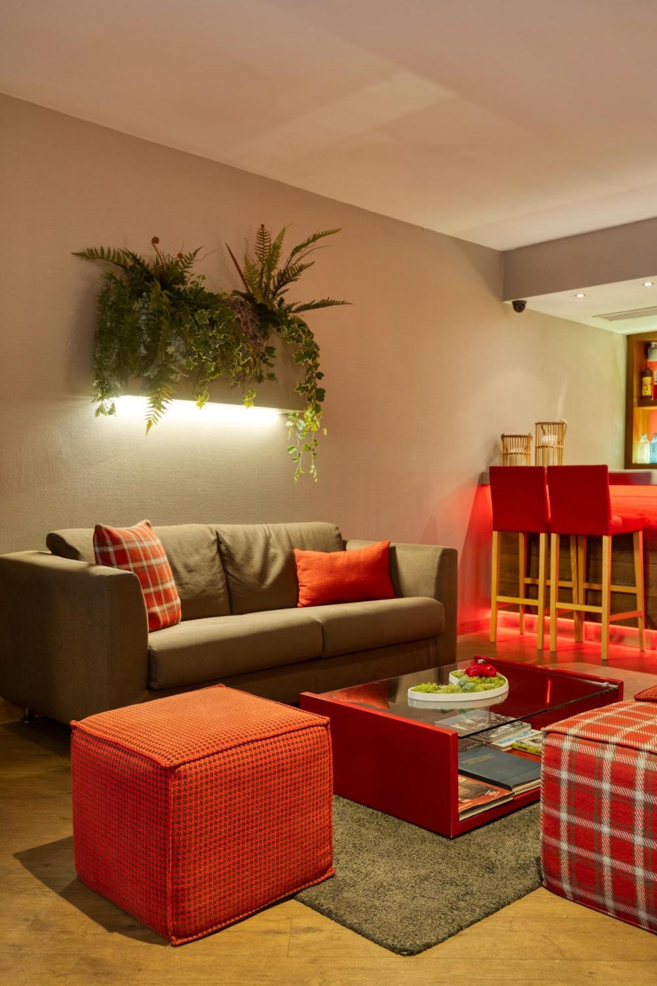 Hotel América 4*