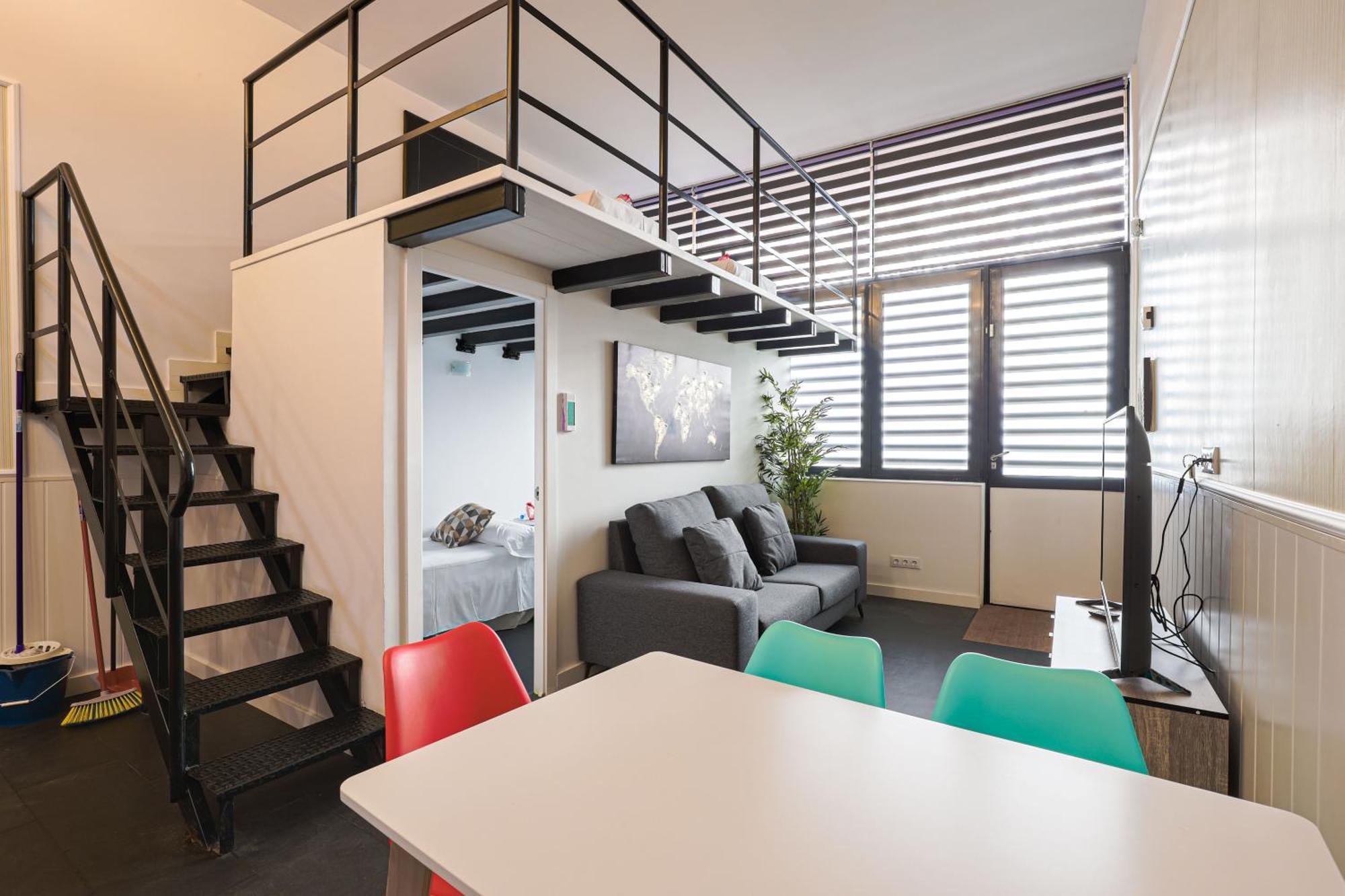 Alcam Les Corts Apartamento
