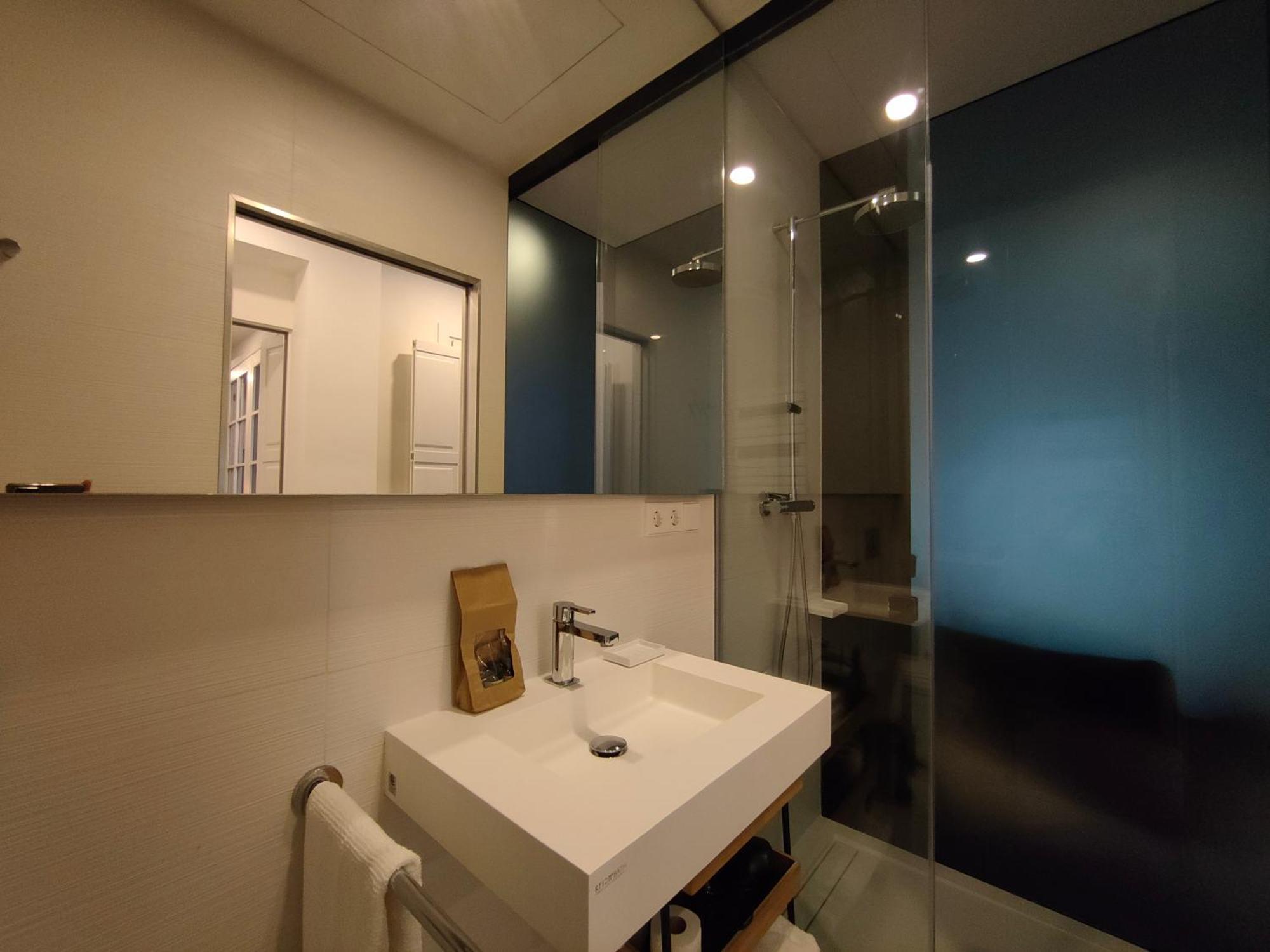 Apartamento Luxury 2br&2washrooms City Center *