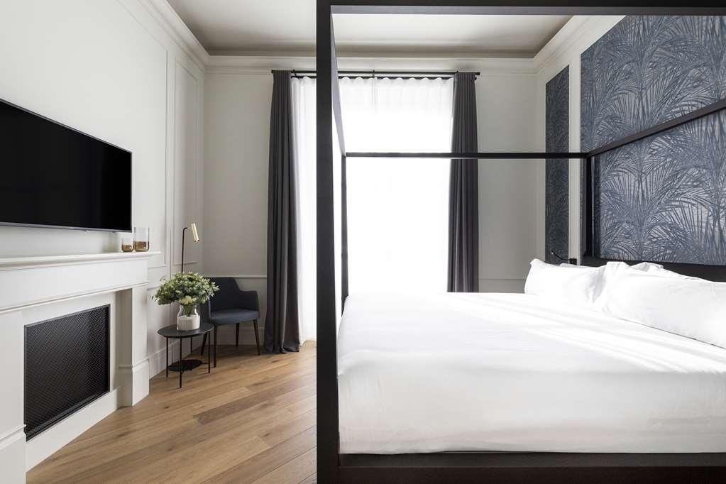 Malda Singular Hotel