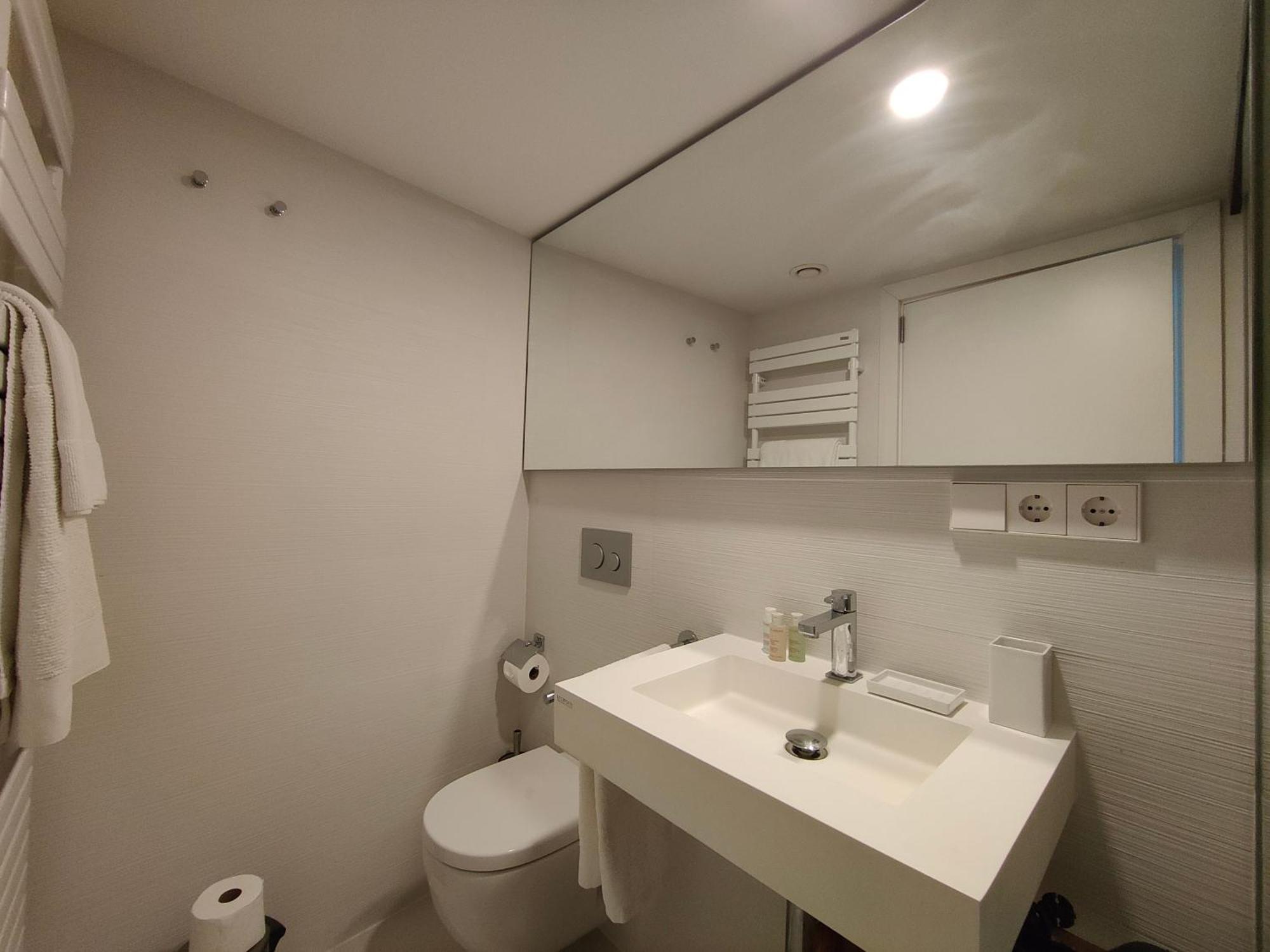 Apartamento Luxury 2br&2washrooms City Center