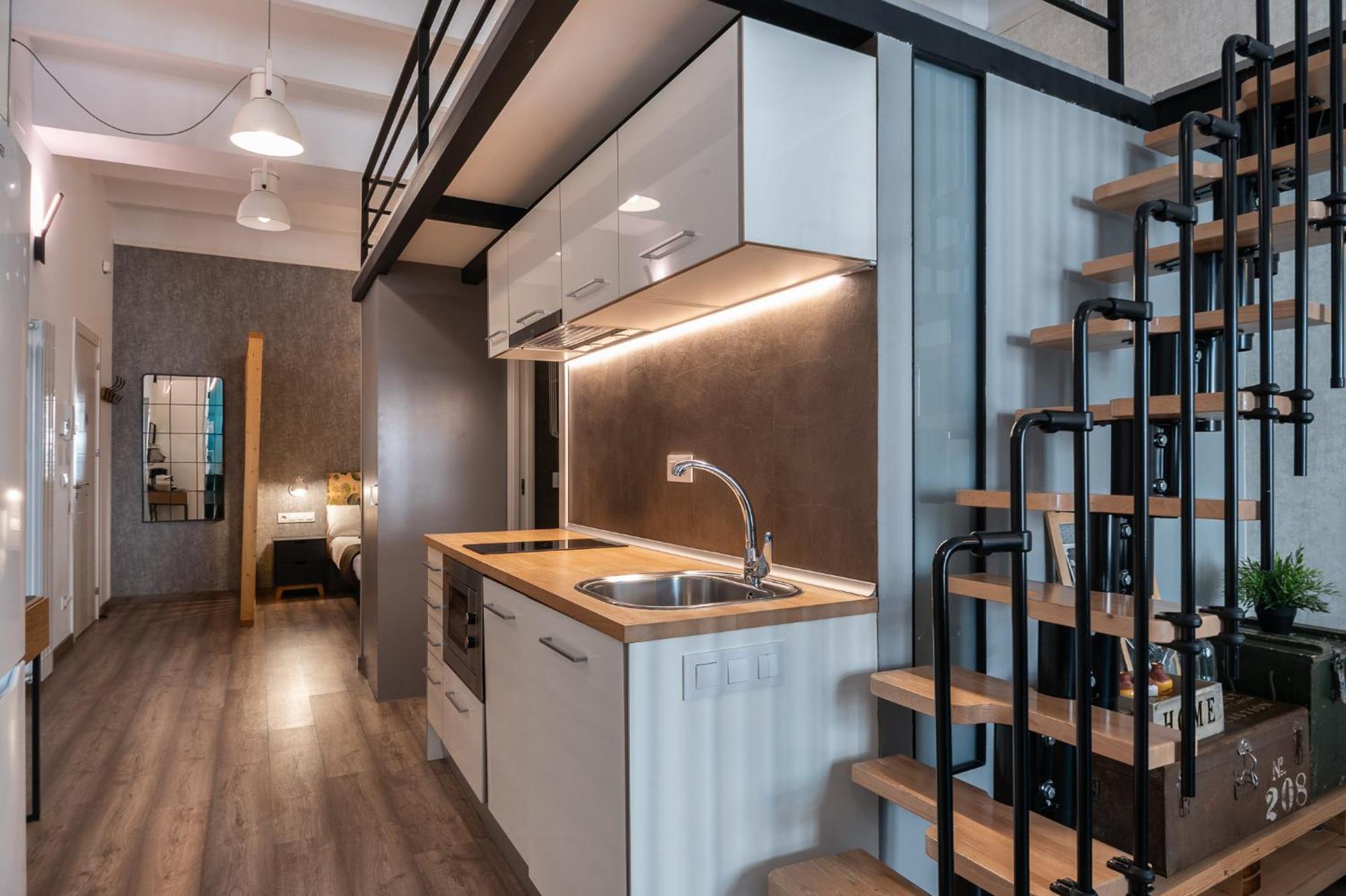 Beautiful Renovated Loft Minutes From The * Barcelona
