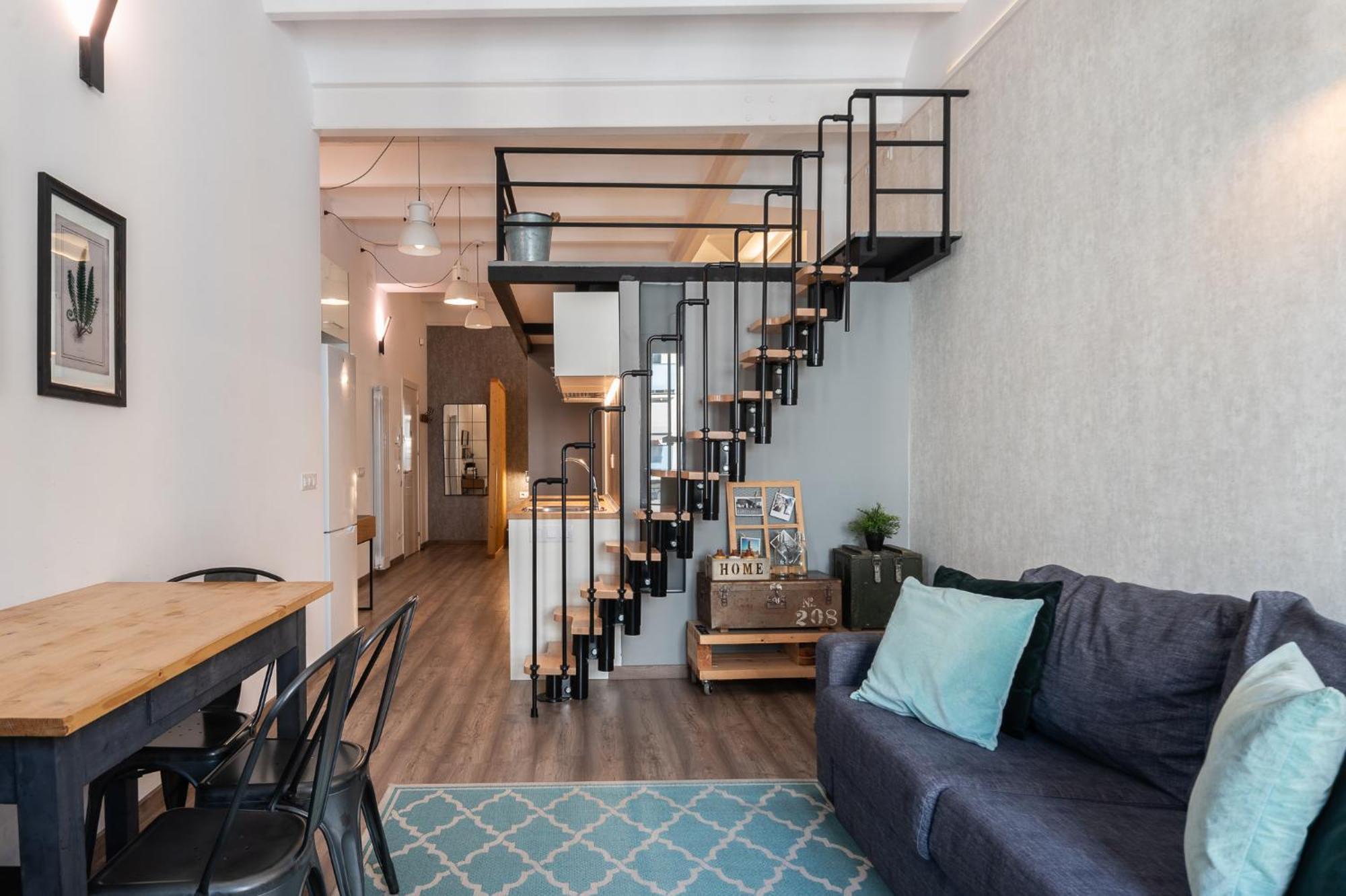 Beautiful Renovated Loft Minutes From The * Barcelona