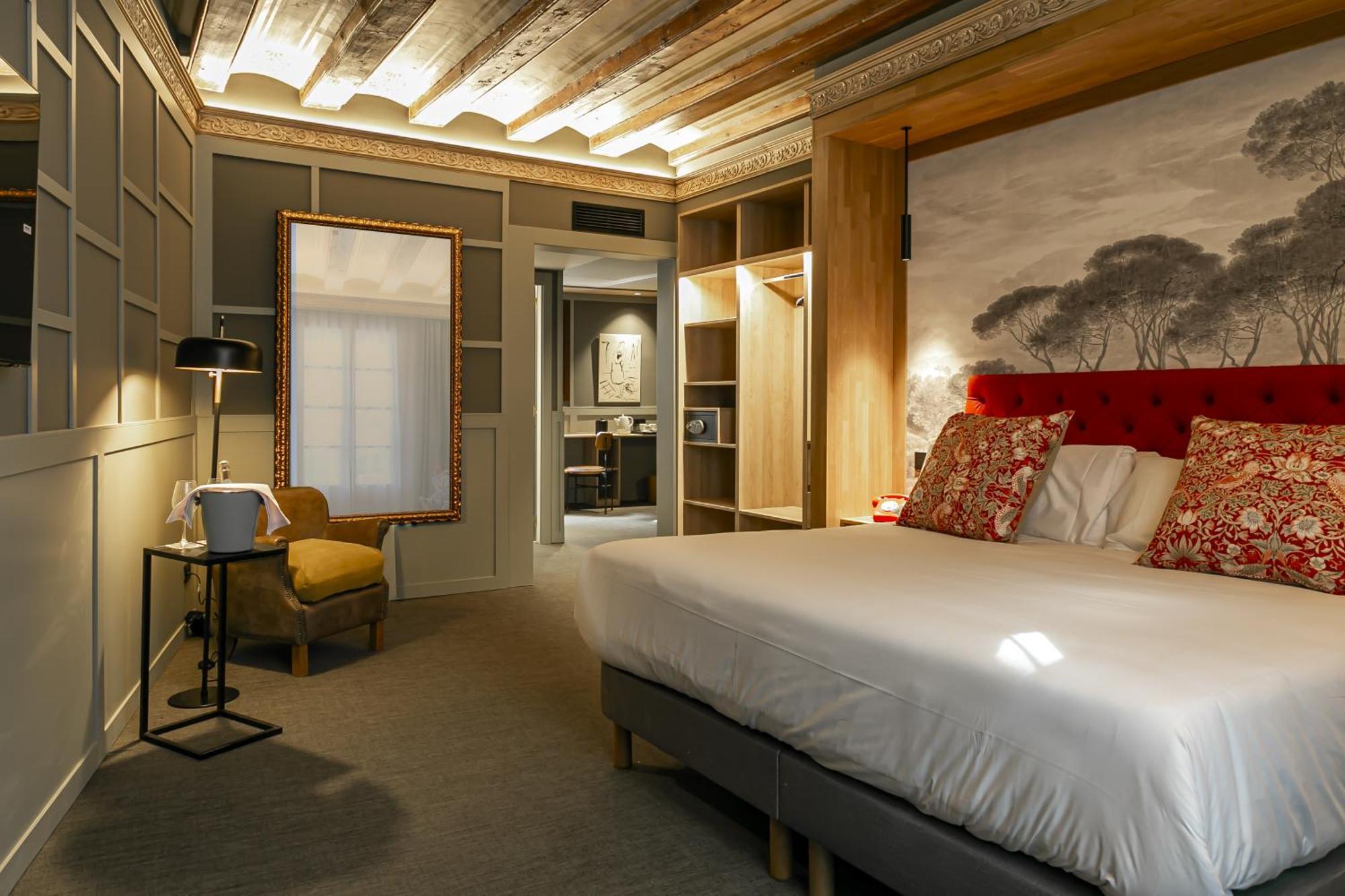Hotel La Pau 4 Sup 4*