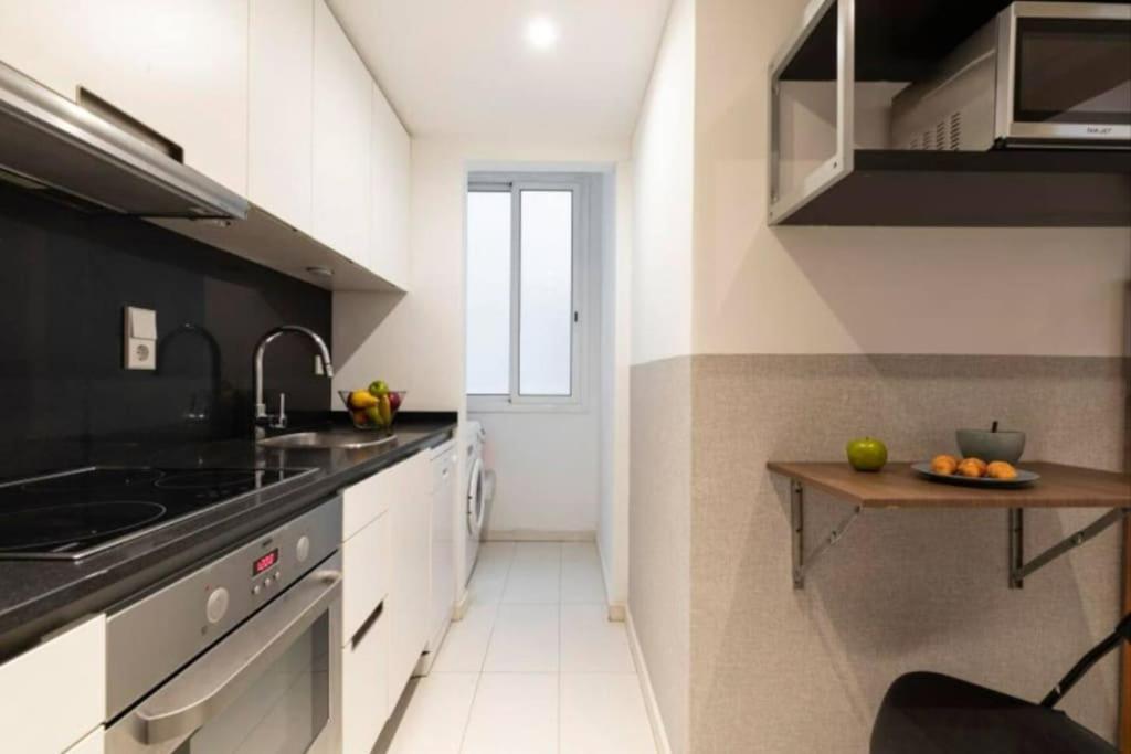 Canela Homes Urquinaona Apartamento *