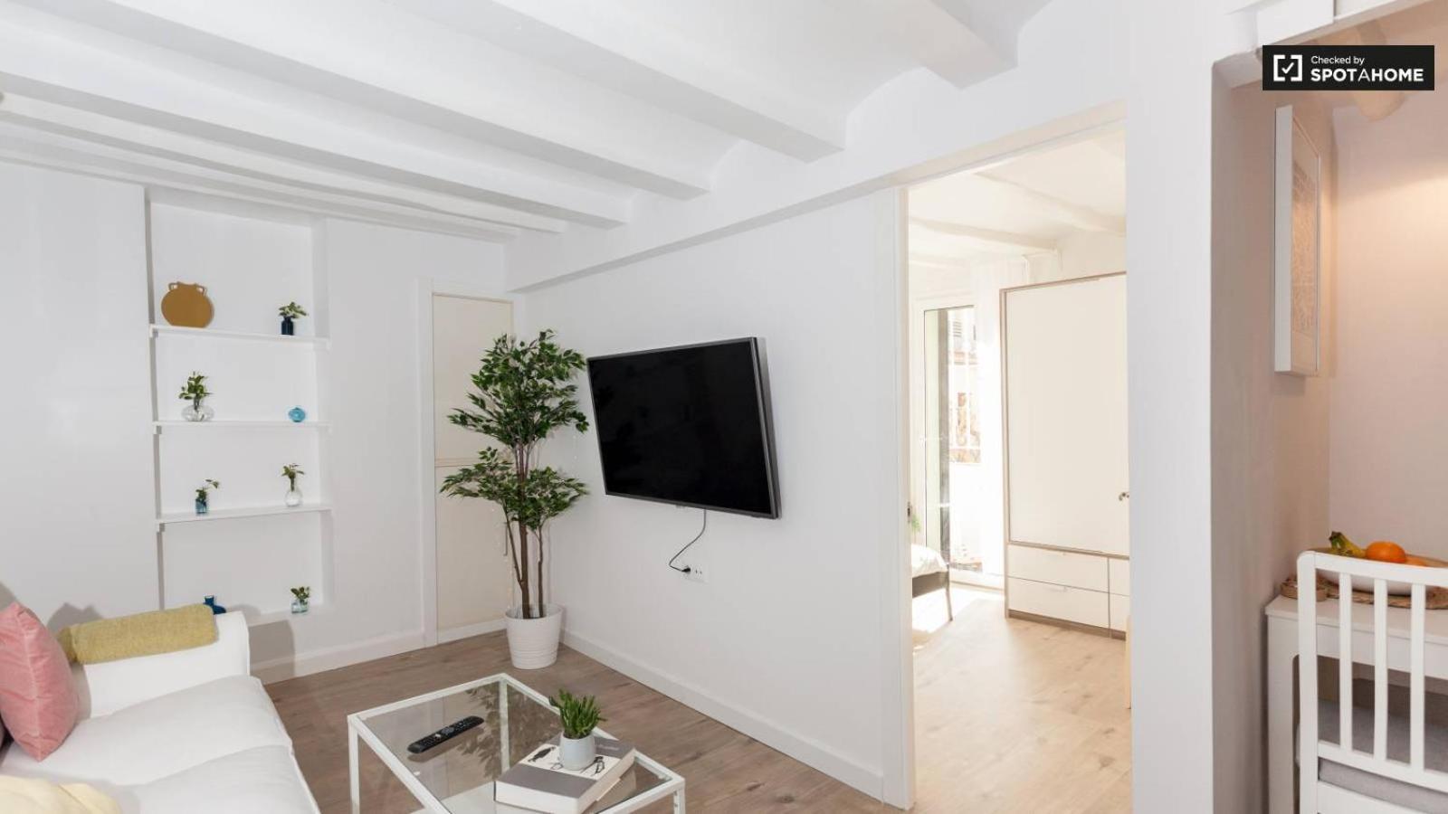 Ramblas - 01 Apartment *