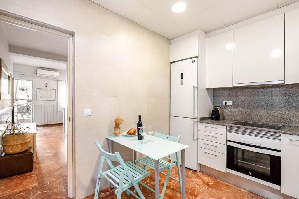 Park Guell Gaudi 2 Bedroom Barcelona
