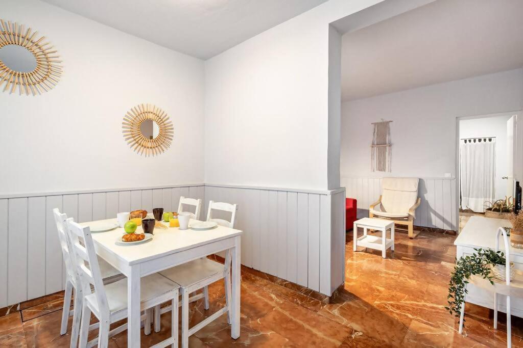 Park Guell Gaudi 2 Bedroom Barcelona