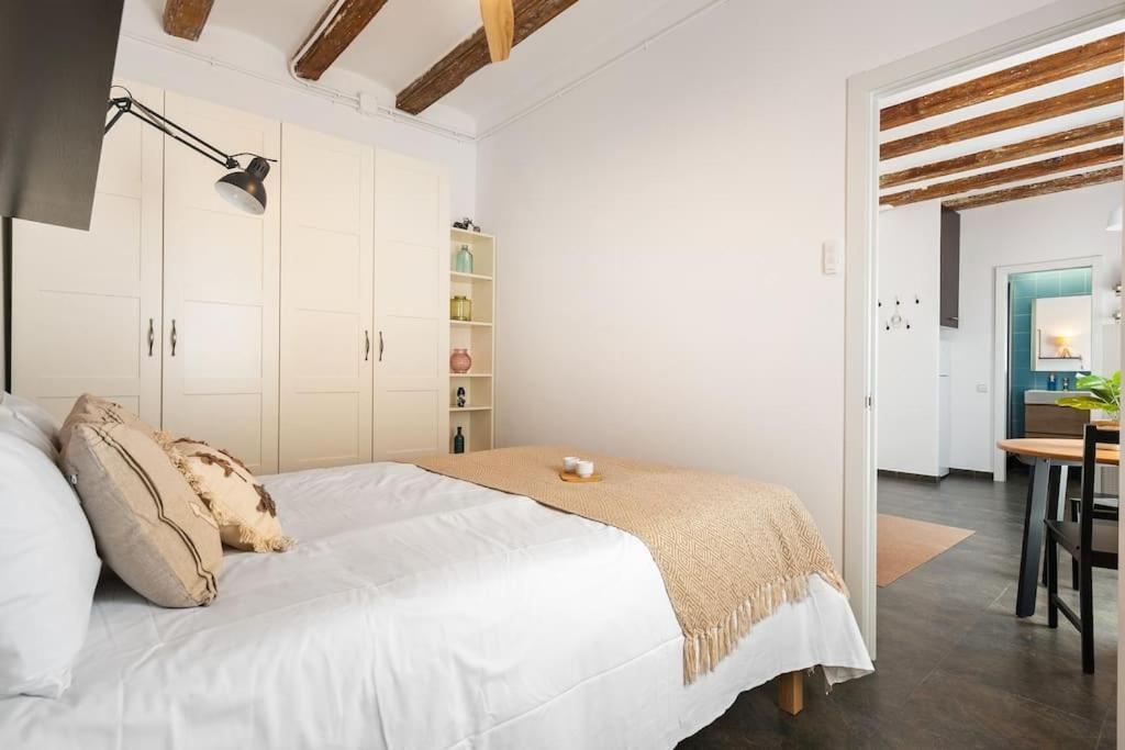 Apartamento Almirall 52 *
