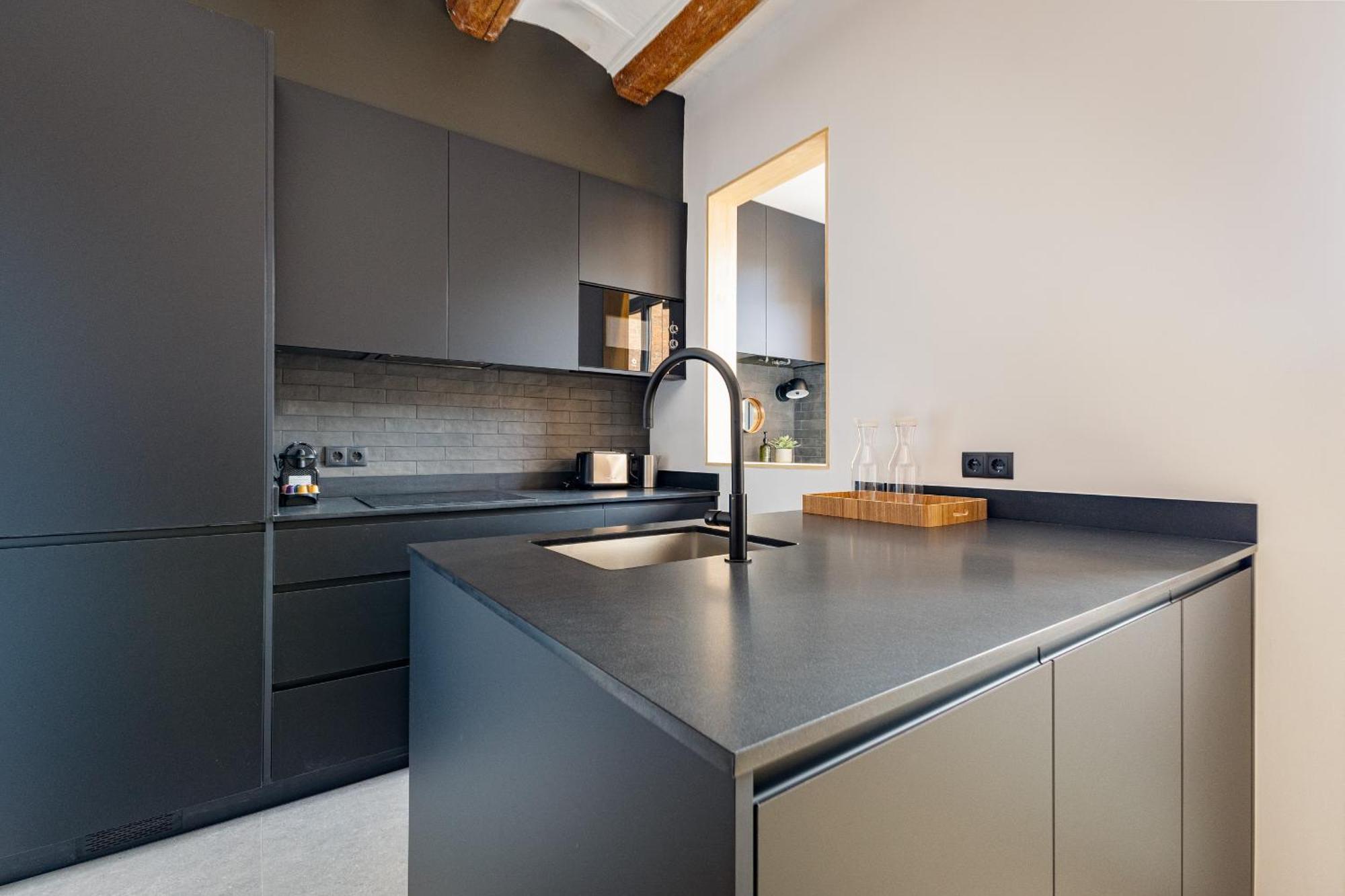 Joya De La Arquitectura Catalana Apartamento *