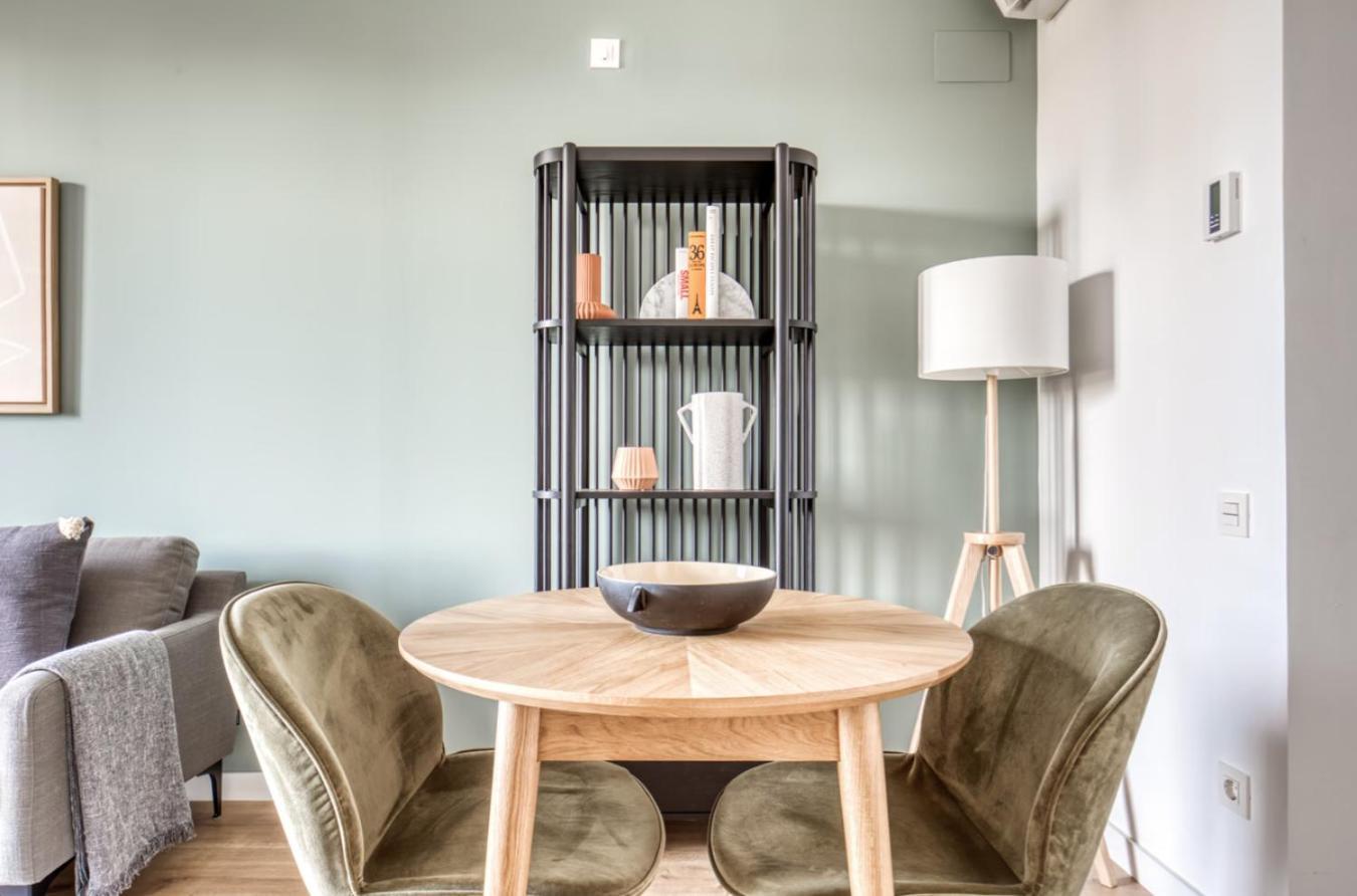 Luxury 2br Born Area