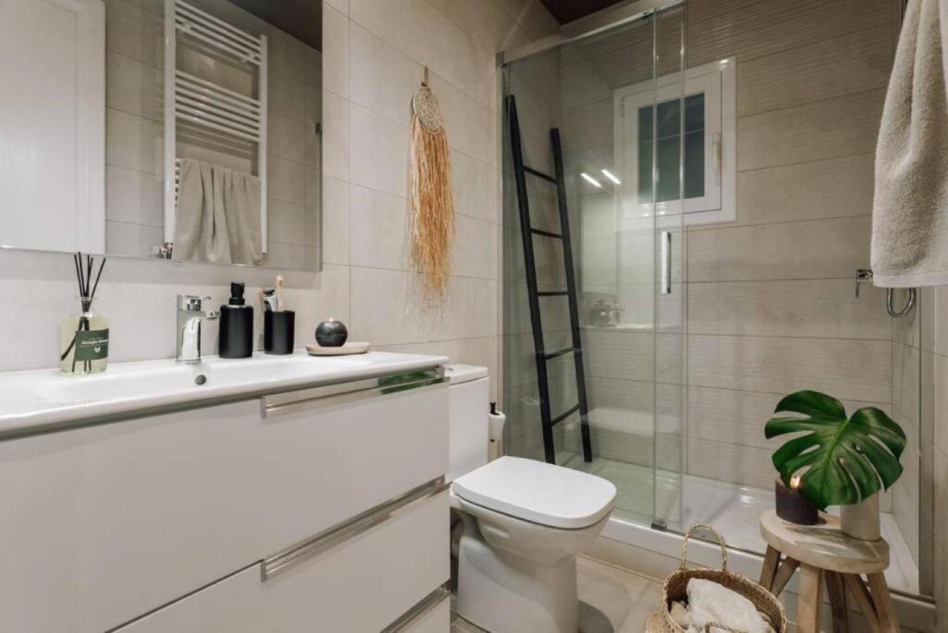 Zioba - 3 Bedroom And Balcony In Gracia Apartamento Barcelona