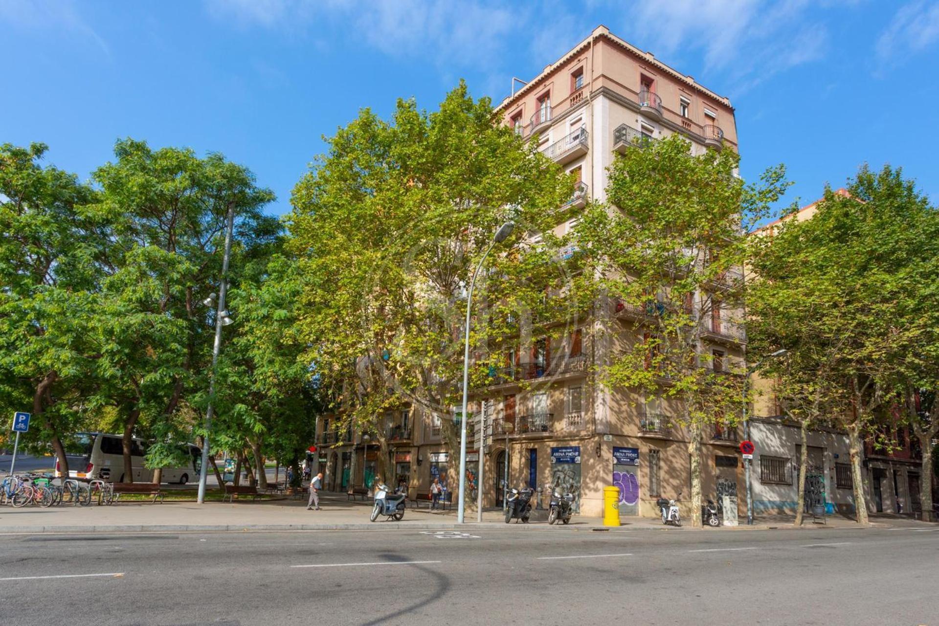 Cozy Near Sagrada Familia Apartment *