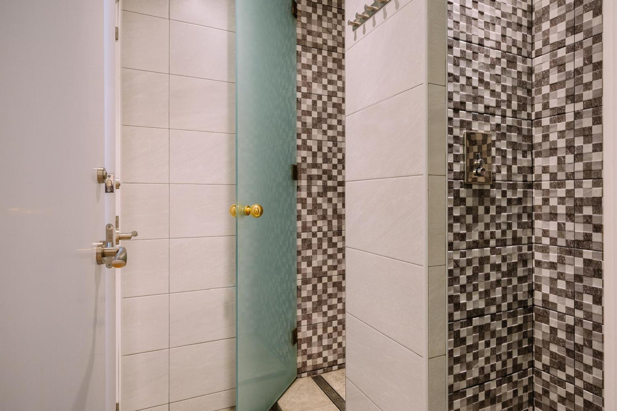 Hostal Balmes Private