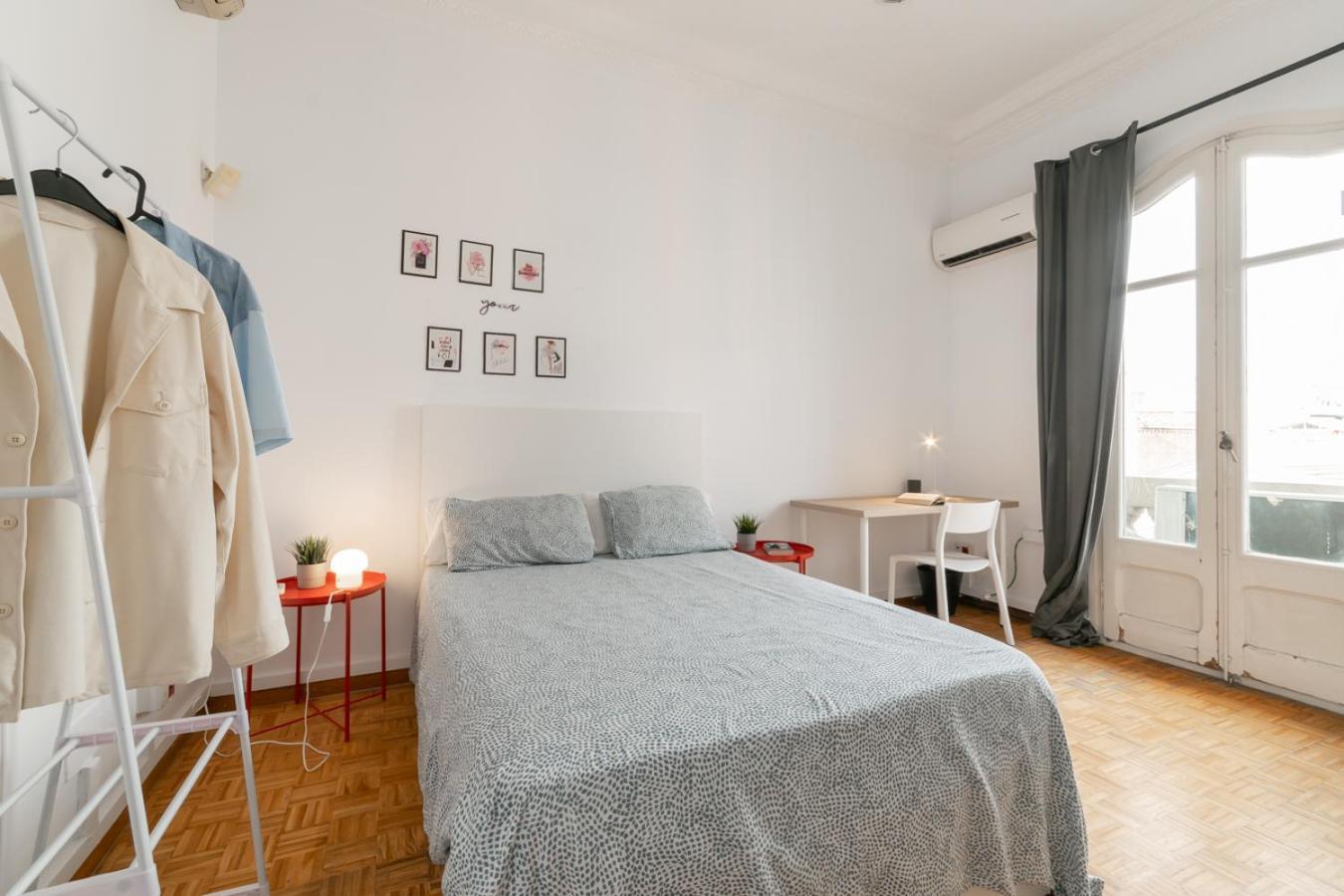 Balmes Private Hostal Barcelona