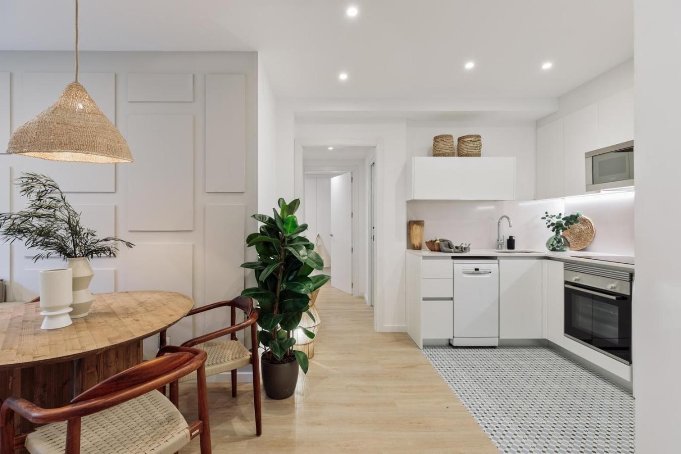 Pompei - 2 Bedrooms, Balcony And Terrace In Ciutat Vella Apartamento