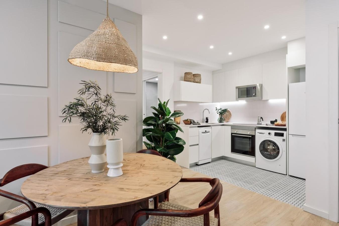 Apartamento Pompei - 2 Bedrooms, Balcony And Terrace In Ciutat Vella Barcelona