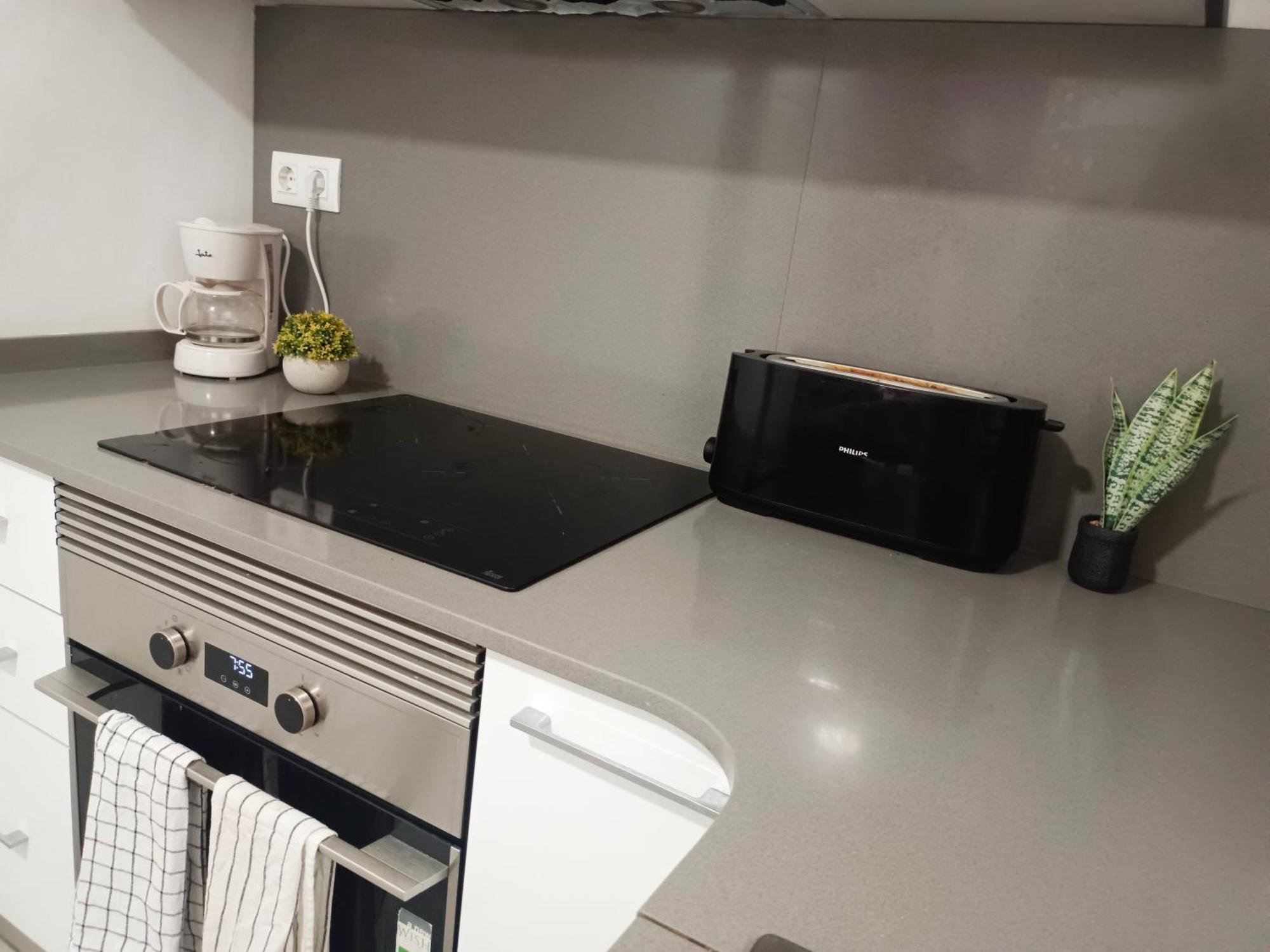 Hostal Private In Heart Of Barcelona