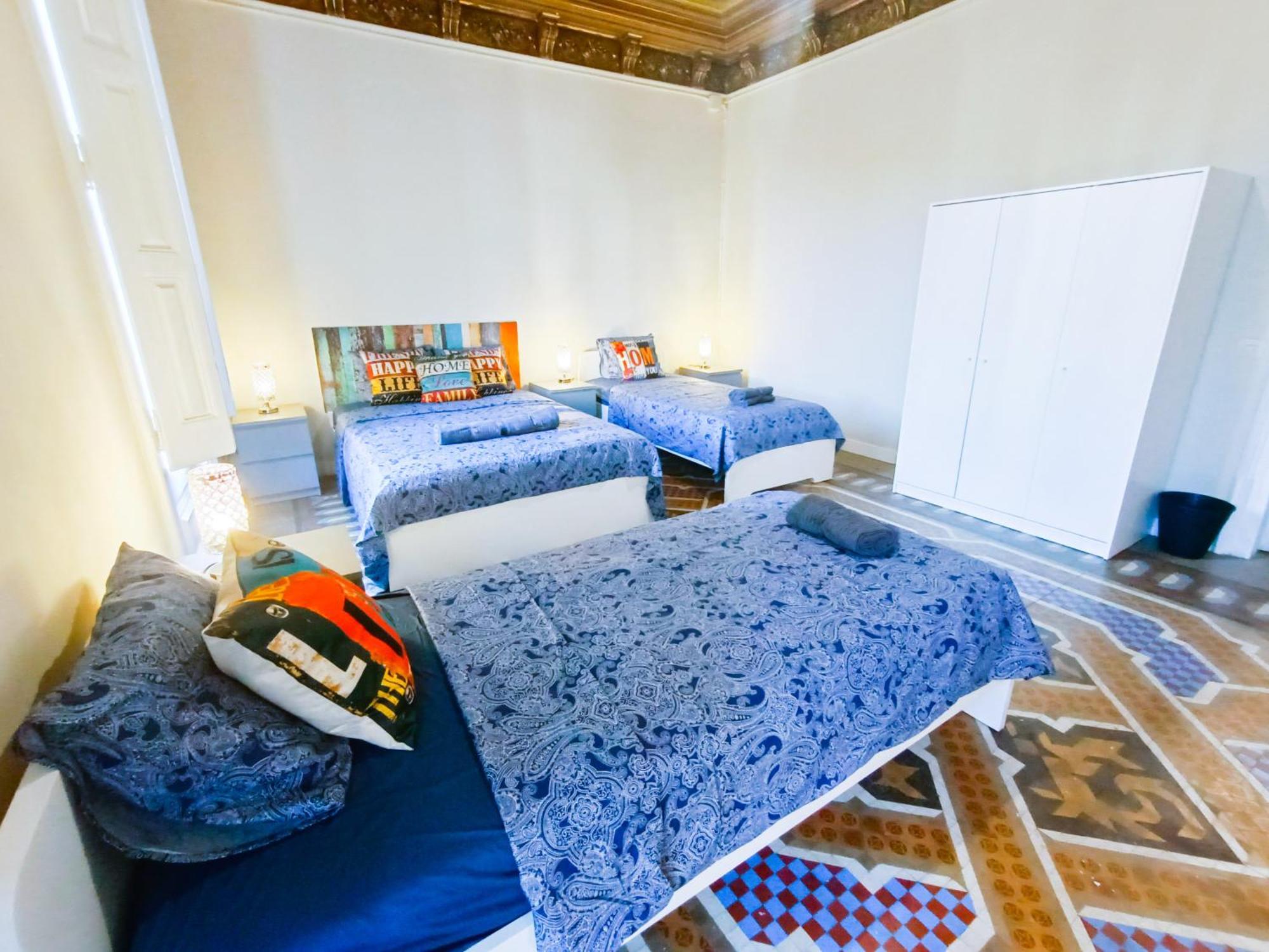 Private By Plaza Catalunya Hostal *