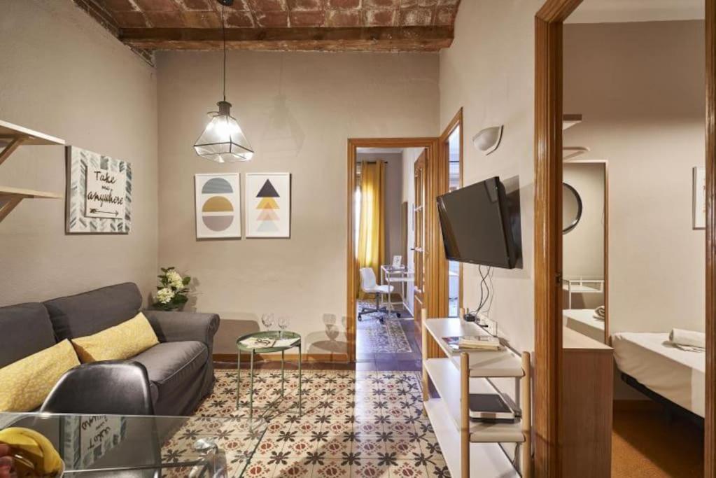 Apartamento Bebarceloner Sants Apartments- 3 Bedroom Barcelona