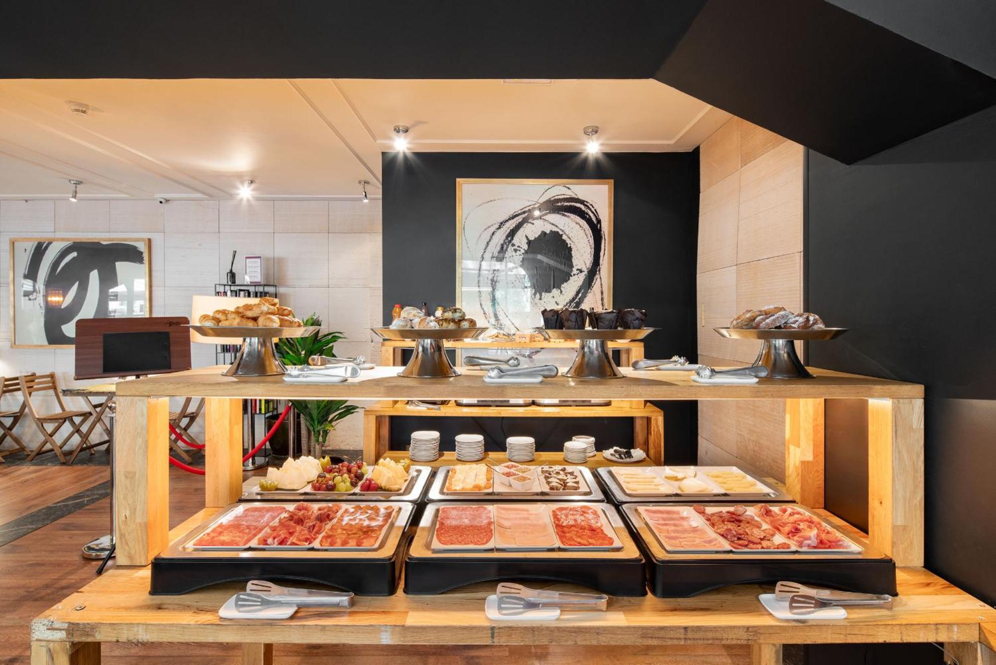 La Franca Travellers Adults Only Hotel