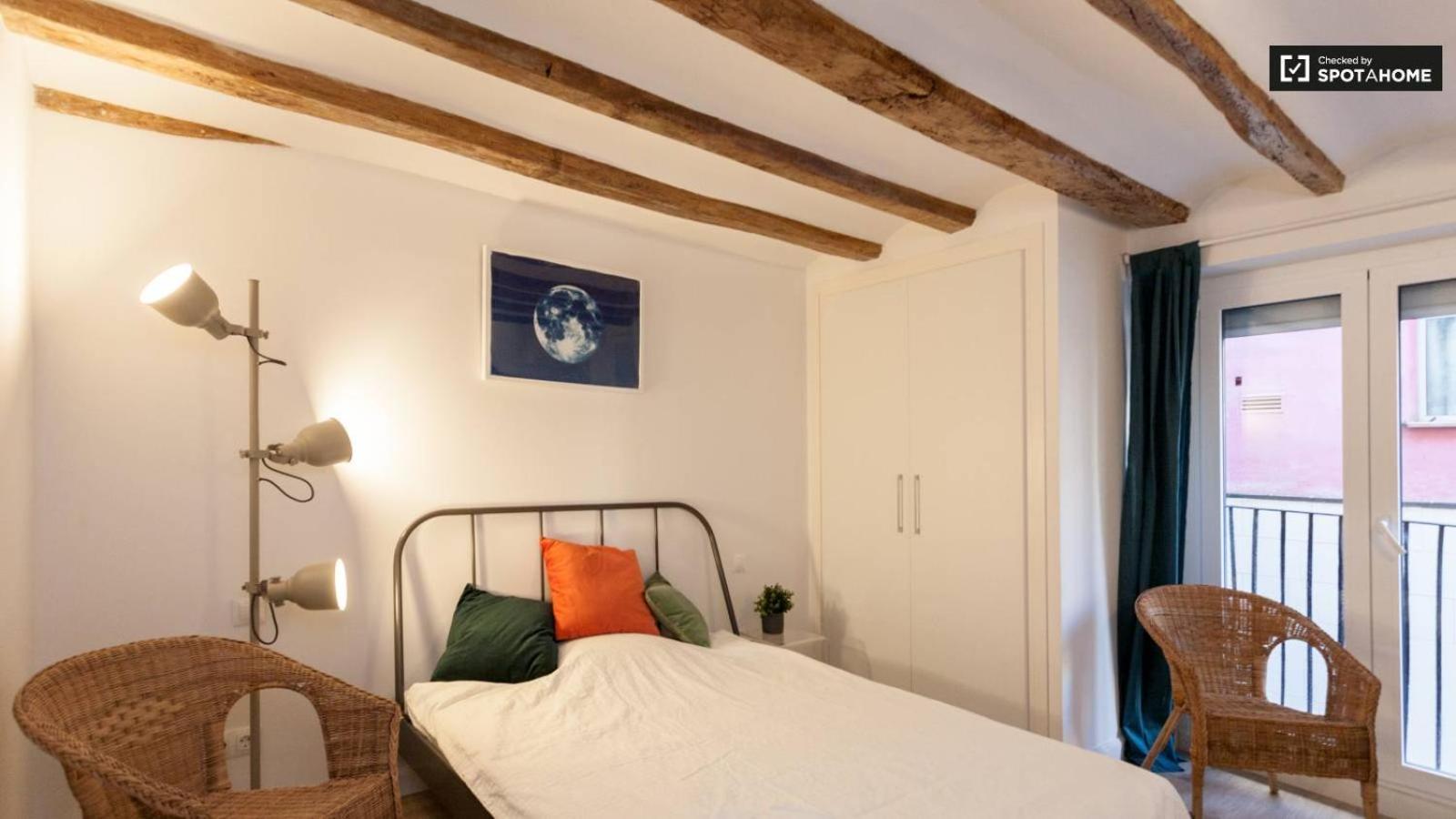 Ramblas - 01 Apartment *