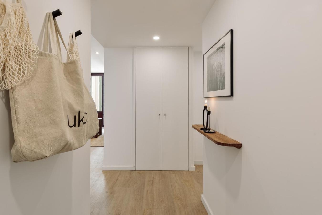 Apartamento Eboli - 3 Bedrooms, Balcony And Terrace In Ciutat Vella