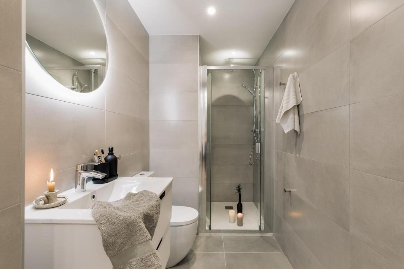 Eboli - 3 Bedrooms, Balcony And Terrace In Ciutat Vella Apartamento