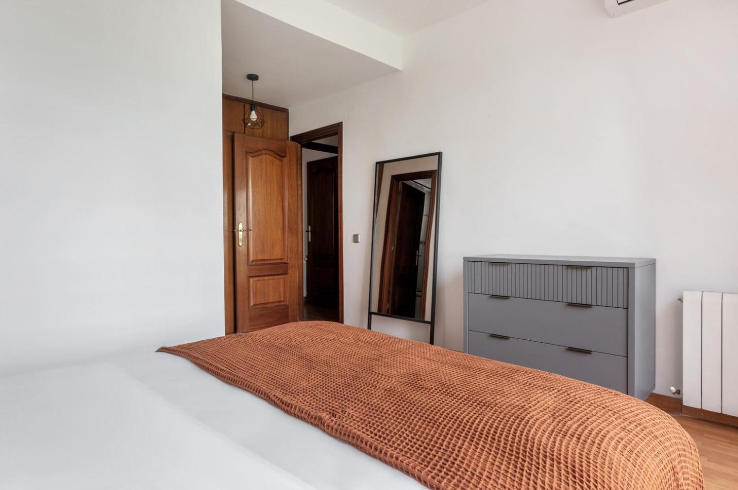 Apartamento Galvany 3br W Balcony Bcn-98 *